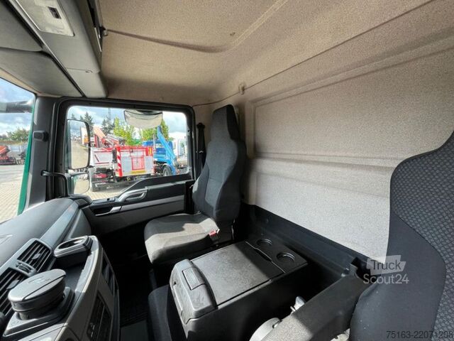 Transporter mit Kipper MAN TG-L 8.190.4x2 BL 2-Achs Kipper Kran Hiab 078+Gr