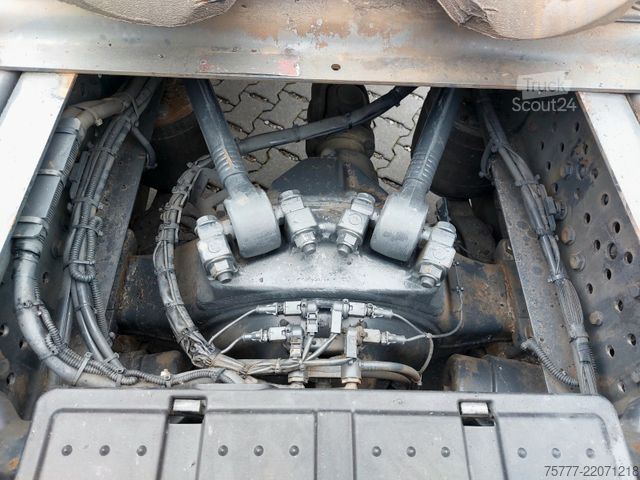 Τυπική μονάδα τράκτορα MERCEDES-BENZ Actros 18-45 Stream Space-MP4-ACC