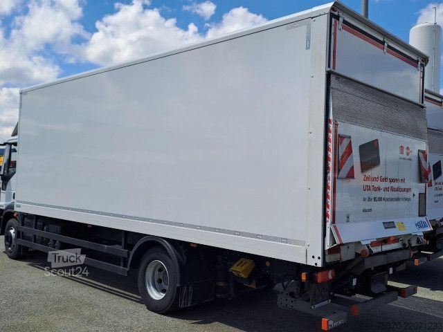 Vrachtwagen met bakwagen IVECO EUROCARGO ML160E28/P