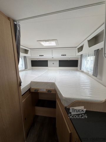 Kamper zintegrowany SUNLIGHT Adventure I 67S Winteraktion