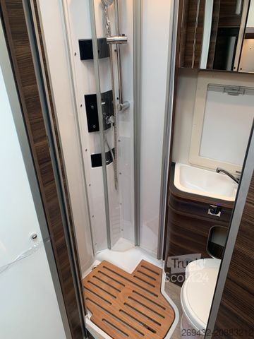 Félintegrált lakóautó LAIKA ECOVIP TI L3009 Automatik, Markise