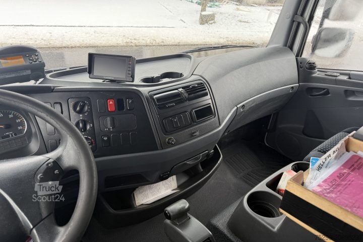 Soğutuculu kamyon Mercedes-Benz Atego 1022 4x2 Kühlkoffer+HB / Swiss-Vehicle