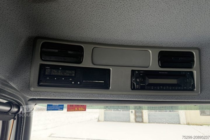 Soğutuculu kamyon Mercedes-Benz Atego 1022 4x2 Kühlkoffer+HB / Swiss-Vehicle