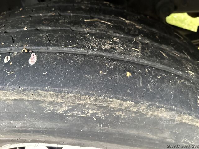 škatlasti tovornjak iveco EuroCargo ML 180