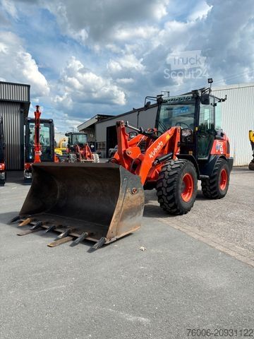 Kolový nakladač KUBOTA R070