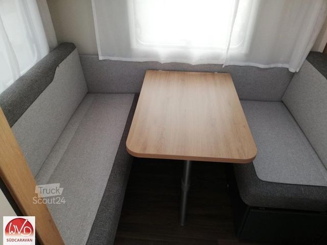 Lakókocsi KNAUS Sport 420 QD