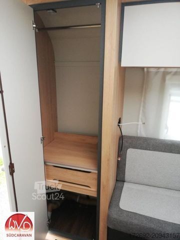 Lakókocsi KNAUS Sport 420 QD