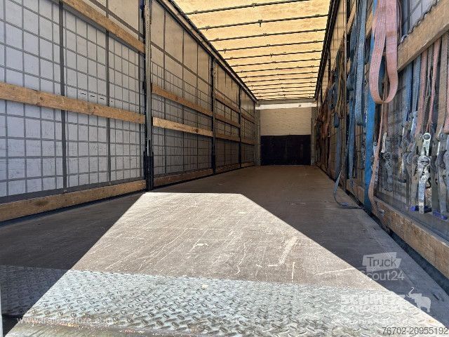Odprta polprikolica s ponjavo Schmitz Cargobull Curtainsider Standard