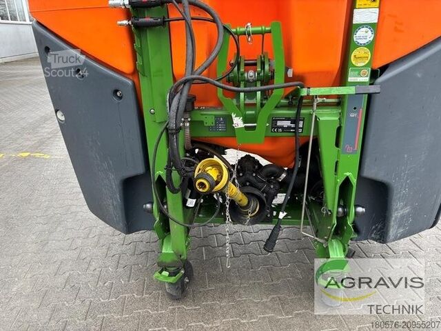 Pulverizator de pesticide Amazone UF 1602