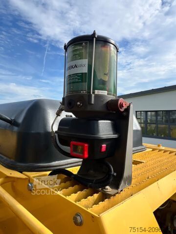 Гусеничний екскаватор Komatsu PW180-7 EOH