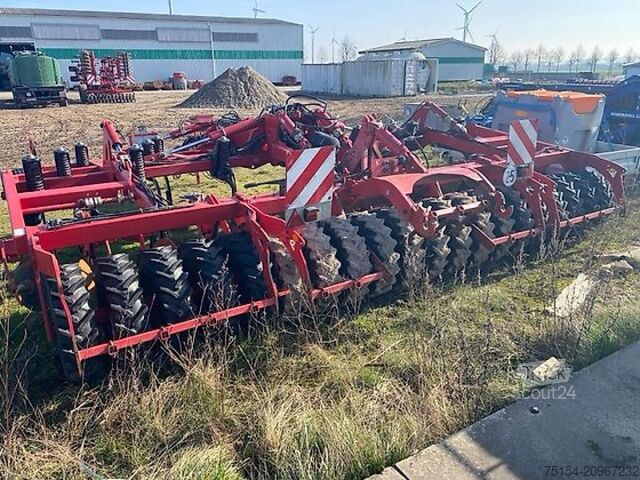 Tırmık kültivatör Horsch Tiger 6 LT