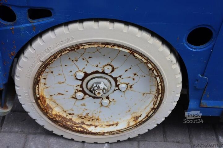 Scissor lift PB Lifttechnik S225-12ES Electric, 22.5m Working Height, 450kg Ca