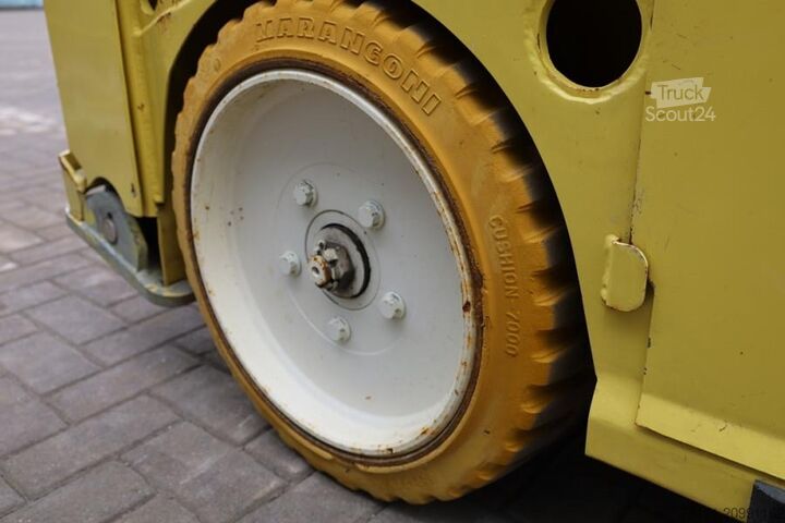 Scissor lift PB Lifttechnik S195-12ES Electric, 19.6m Working Height, 700kg Ca