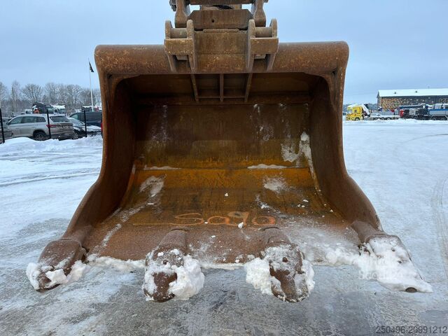 Grävmaskin på larvband Caterpillar 352 AC / CENTRAL LUBRICATION