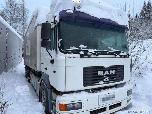 Chassis cab MAN 26.414 chassis med 2 vekselflak – girkasse skiftet
