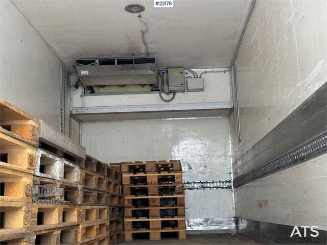 Chassis cab MAN 26.414 chassis med 2 vekselflak – girkasse skiftet