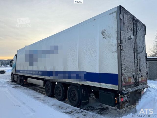 Krone kast-oplegger met Thermo King koelsysteem Krone box semi-trailer with Thermo King refrigeration un
