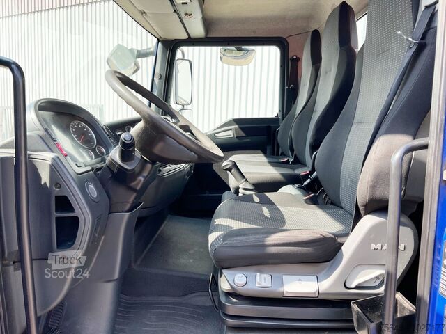 Haakarm vrachtwagen MAN TGL 12.180/210 4x2 BB TGL 12.180/210 4x2 BB, City-Abroller, Kran AMCO VEBA 807N2S