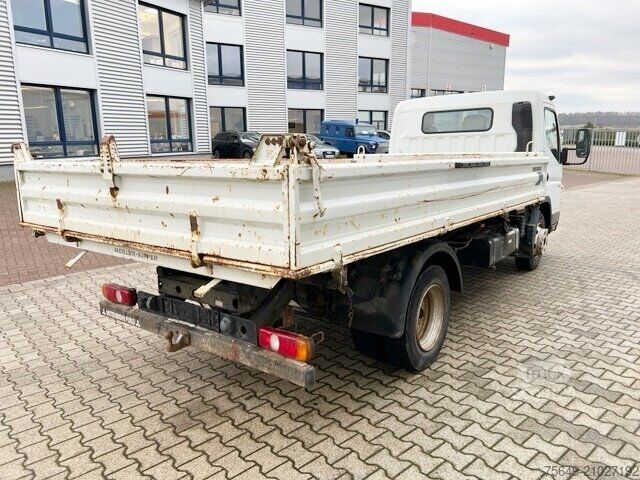 Driezijdige kipper bestelwagen Mitsubishi Canter Fuso 7C15D 4x2 Canter Fuso 7C15D 4x2