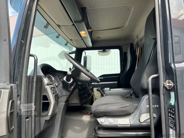 Vrachtwagen met bakwagen MAN TGL 12.220 4X2 BL TGL 12.220 4X2 BL mit MBB LBW 1500K