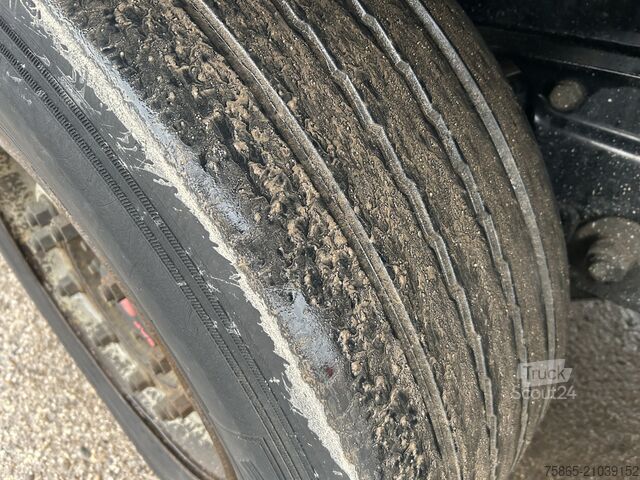 Valise Kögel S 24 / Box / Loadlift 2000 kg / Lift axle / APK...