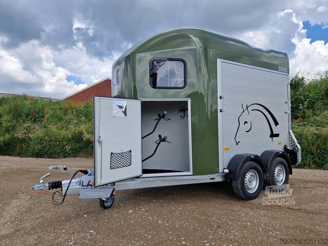 Horse transport trailer Cheval Liberté Gold ORIGINS Alu Sattelkammer Neu