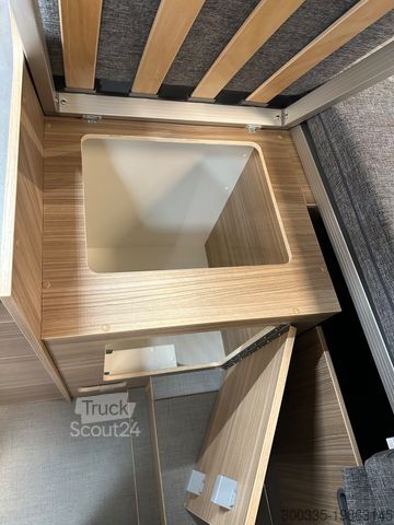 Τροχόσπιτο αυτοκινούμενο PÖSSL 2026 - Summit 600 L - 180 PS Automatik