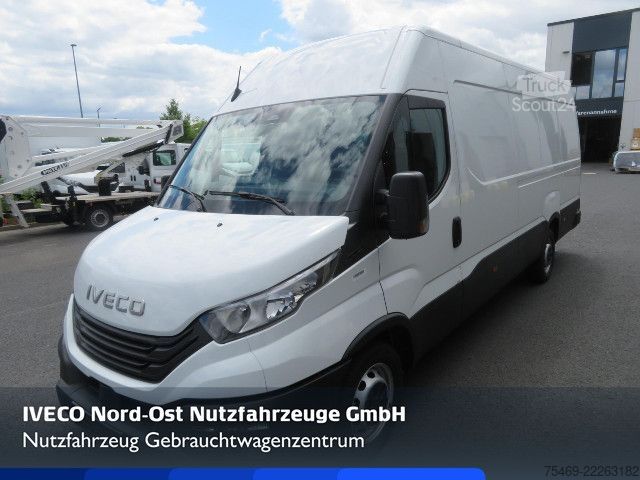 Furgon z wysokim dachem IVECO 35S16V