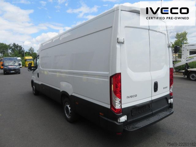 Furgon z wysokim dachem IVECO 35S16V