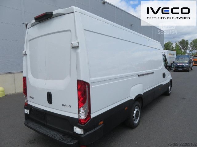 Furgon z wysokim dachem IVECO 35S16V