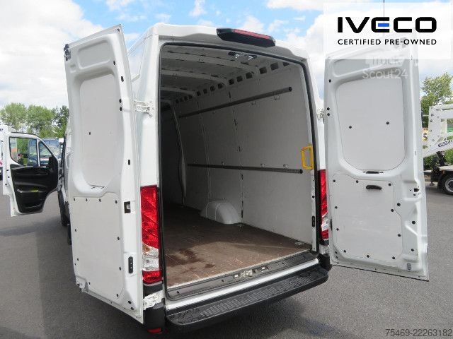 Furgon z wysokim dachem IVECO 35S16V