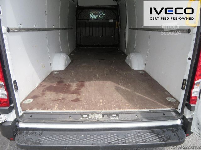 Furgon z wysokim dachem IVECO 35S16V