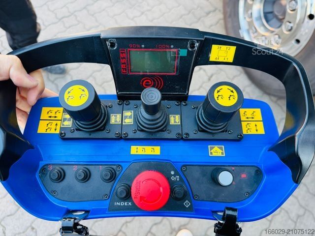 LKW mit Pritsche (offen) VOLVO FH500 6x4mit Fassi F545 2.27 JIB Winde sofort