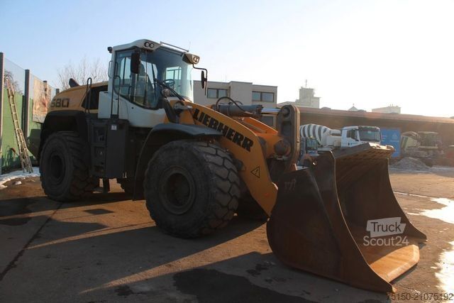 Încărcător pe roți LIEBHERR L 580 Xpower - Nr.: 389