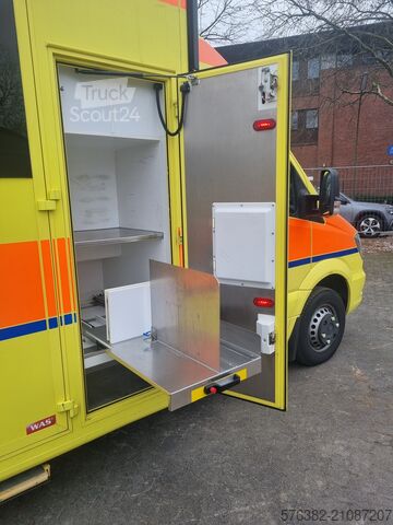 Ambulans Mercedes-Benz Sprinter Stryker Power-Load Rettungswage