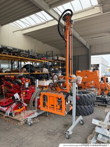 Sonstige Reinex hydraulischer Gießausleger 5m