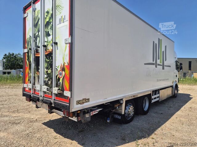 Bőrönd Scania R380 6x2