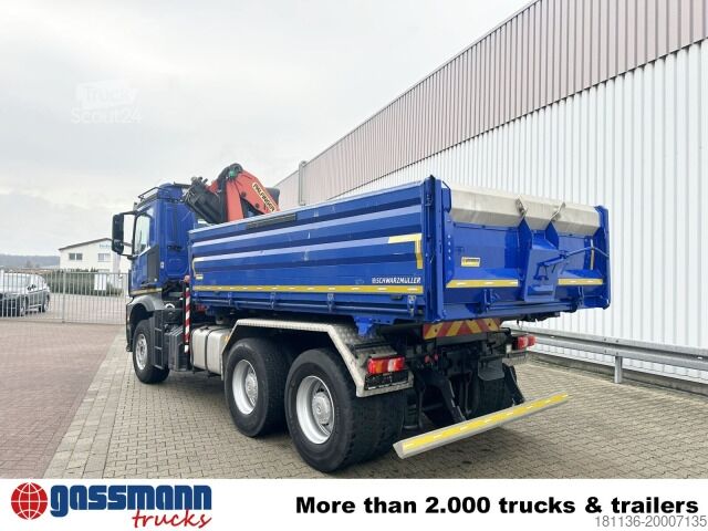 Kipper LKW Mercedes-Benz Arocs 2643 K 6x4, Kran Palfinger PK13001-K B, Funk