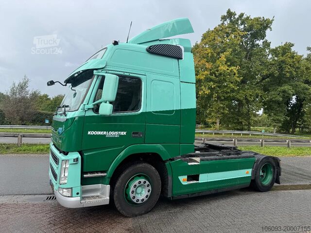 Standaard-SZM Volvo FM 420 Globetrotter