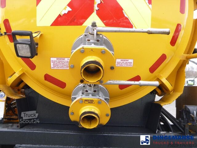Saugfahrzeug DAF LF 55.220 4x2 RHD Whale vacuum tank 7.5 m3