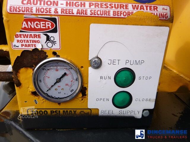 Saugfahrzeug DAF LF 55.220 4x2 RHD Whale vacuum tank 7.5 m3