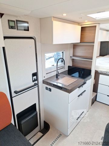 Półzintegrowany kamper BÜRSTNER Signature SFT 7.5 Halbjahreswagen -20%