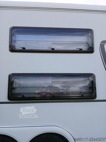 караван Dethleffs Camper 730 FKR Snow plus Paket