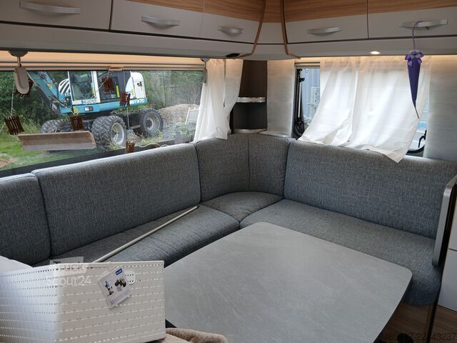 караван Dethleffs Camper 730 FKR Snow plus Paket