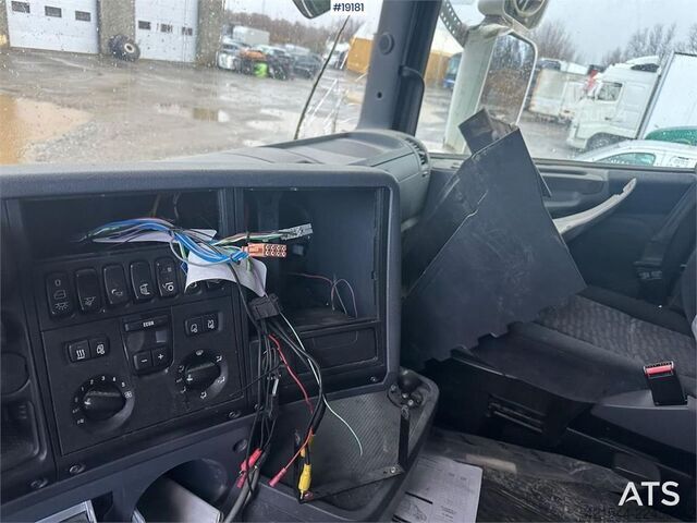 Važiuoklė su kabina Scania R480 6x2 w/ Zepro lift. Rep. object.