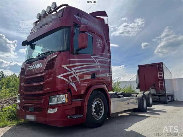 Chassis met cabine Scania R580