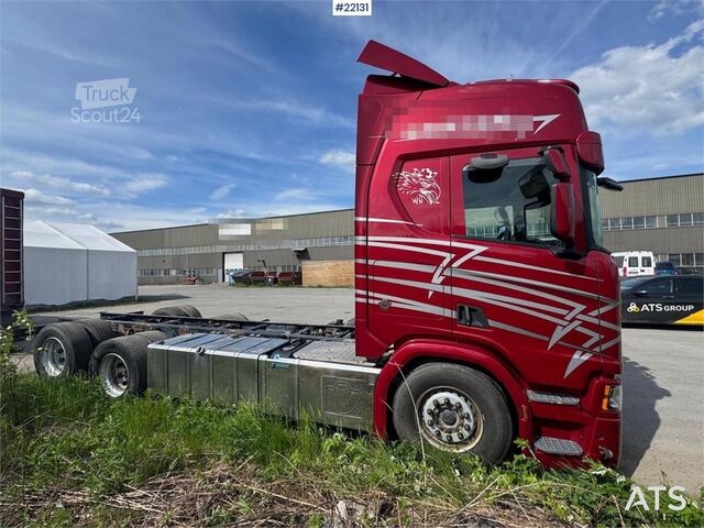 Chassis met cabine Scania R580