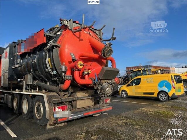 Zuigvoertuig Scania R560 8x4 supersucker with Disab superstructure