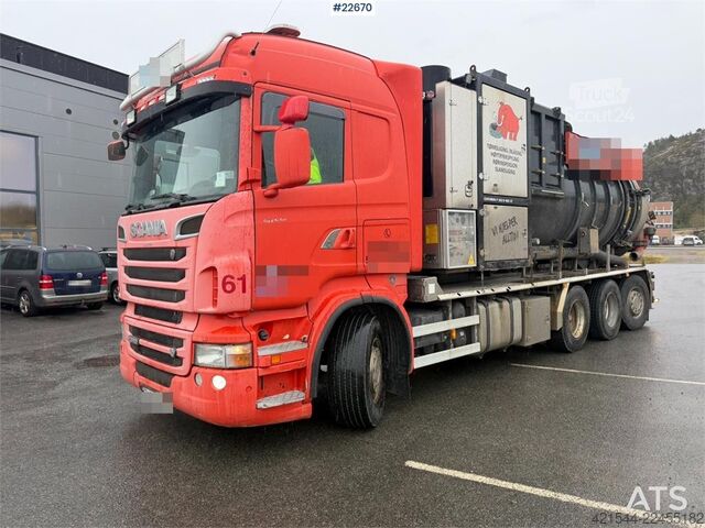 Zuigvoertuig Scania R560 8x4 supersucker with Disab superstructure