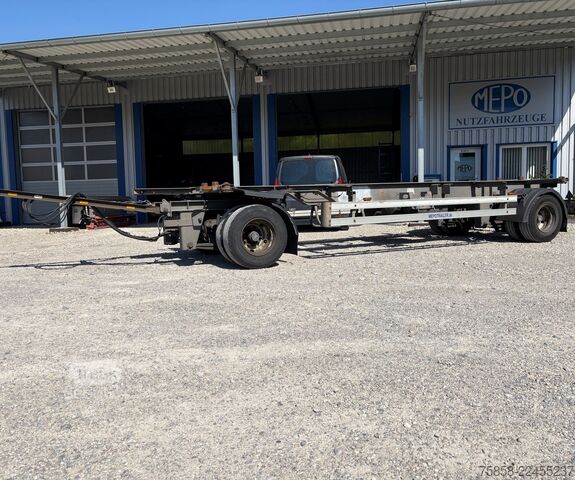 Remolque con chasis intercambiable SOMMER Verzinkte BDF Lafette 235/75R17,5 BPW